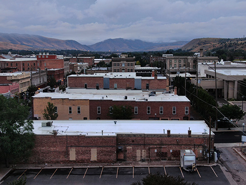 flat roof-zero slope roof system-type
